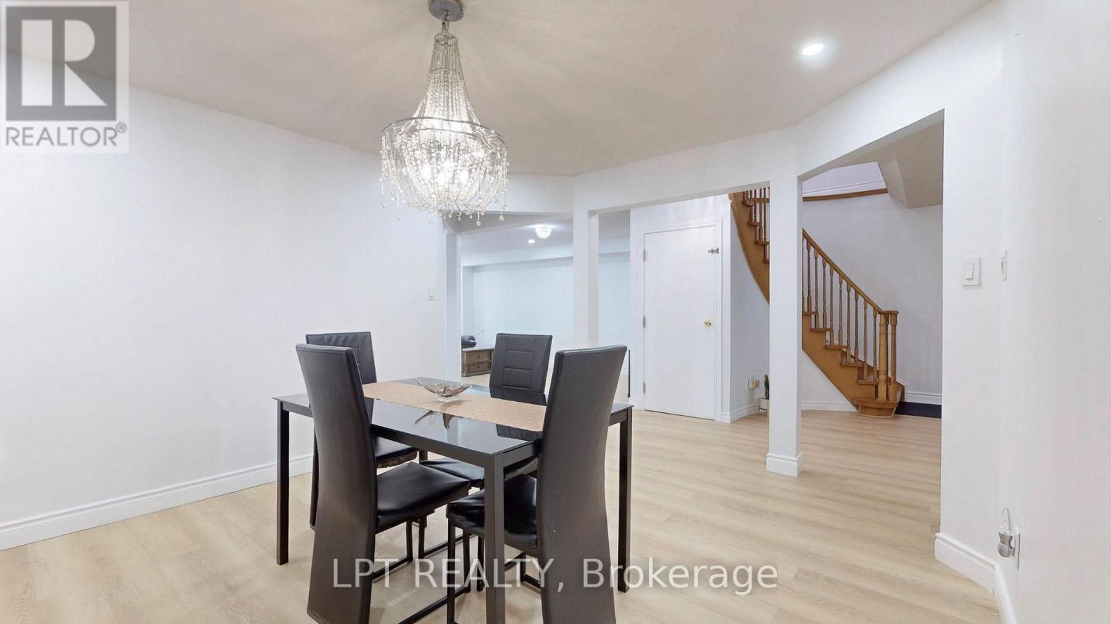 Main - 17 Glenheather Terrace, Toronto, Ontario  M1B 5H3 - Photo 11 - E13624538