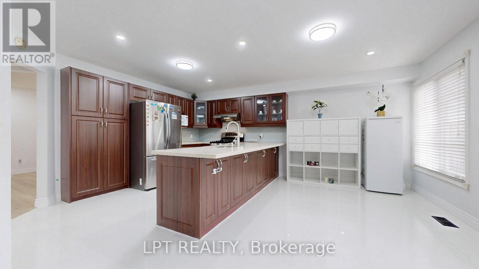 Main - 17 Glenheather Terrace, Toronto, Ontario  M1B 5H3 - Photo 12 - E13624538