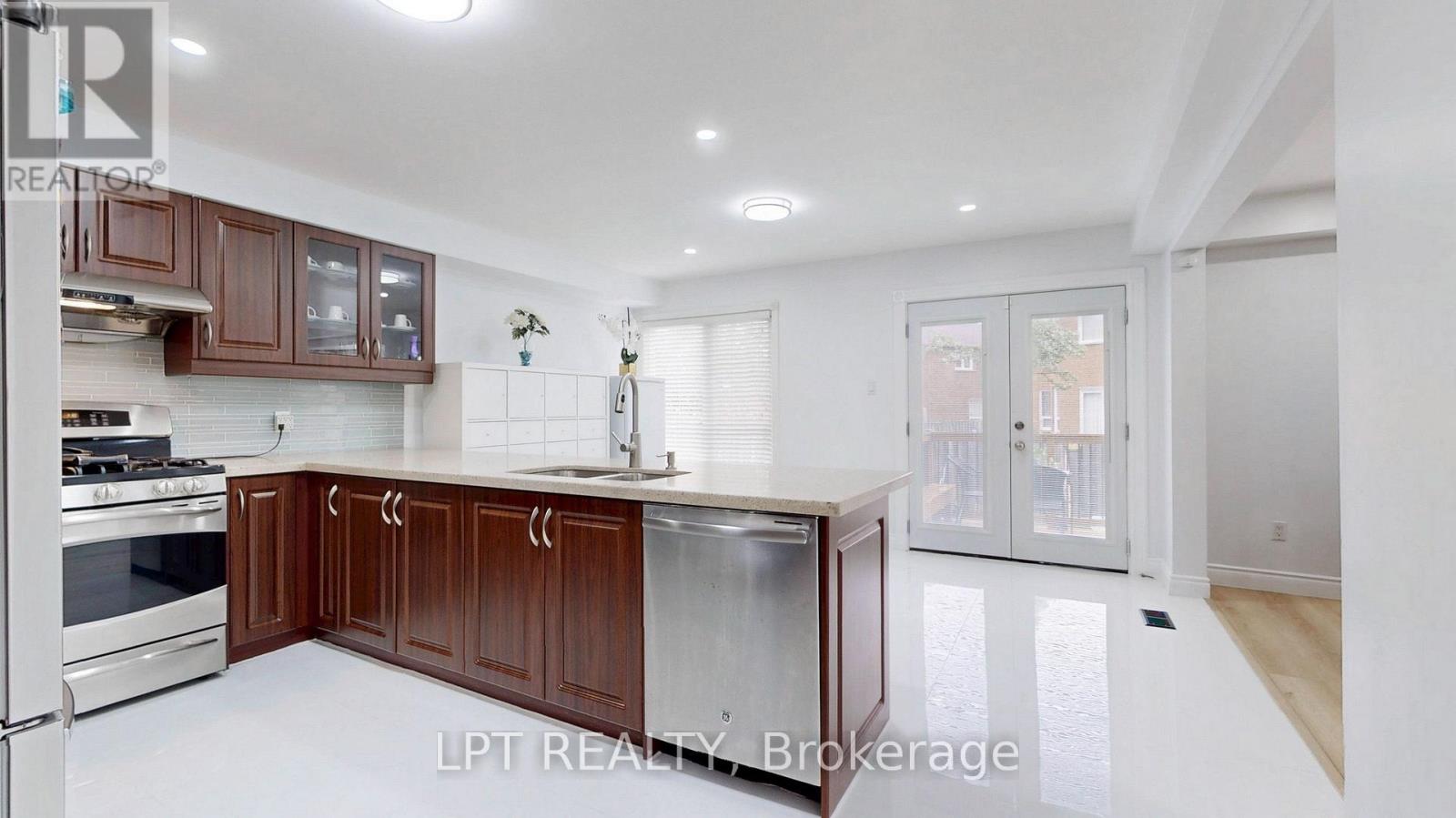 Main - 17 Glenheather Terrace, Toronto, Ontario  M1B 5H3 - Photo 14 - E13624538
