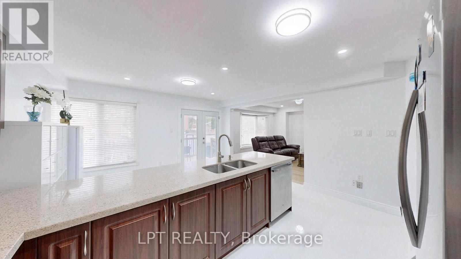 Main - 17 Glenheather Terrace, Toronto, Ontario  M1B 5H3 - Photo 17 - E13624538