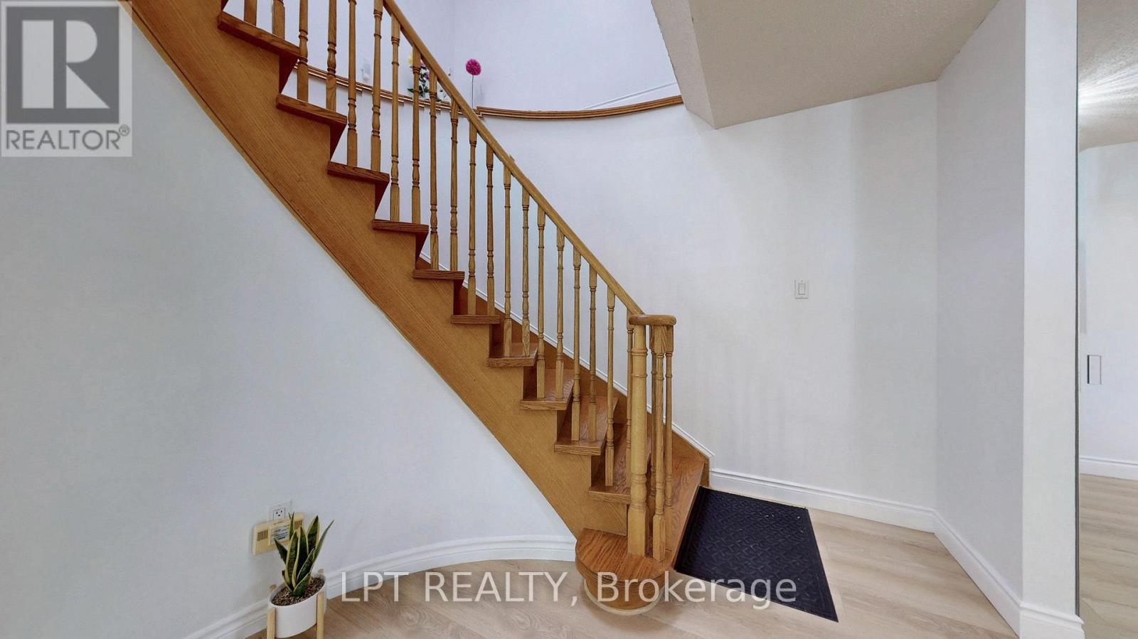 Main - 17 Glenheather Terrace, Toronto, Ontario  M1B 5H3 - Photo 22 - E13624538