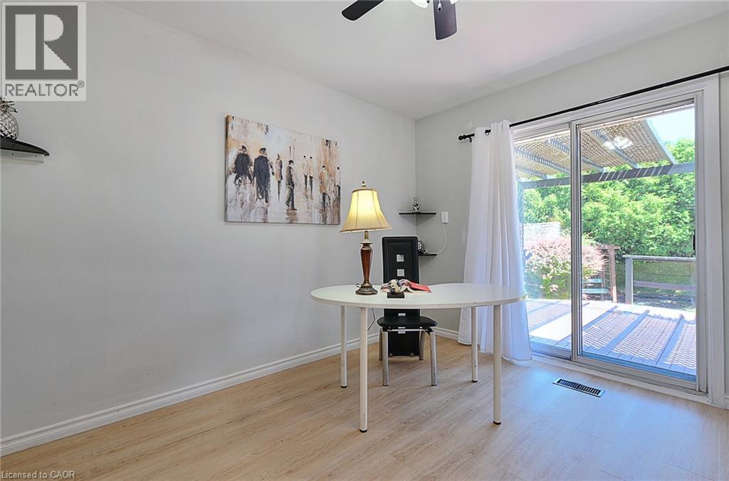 245 West 33rd Street, Hamilton, Ontario  L9C 5J7 - Photo 14 - 40852532