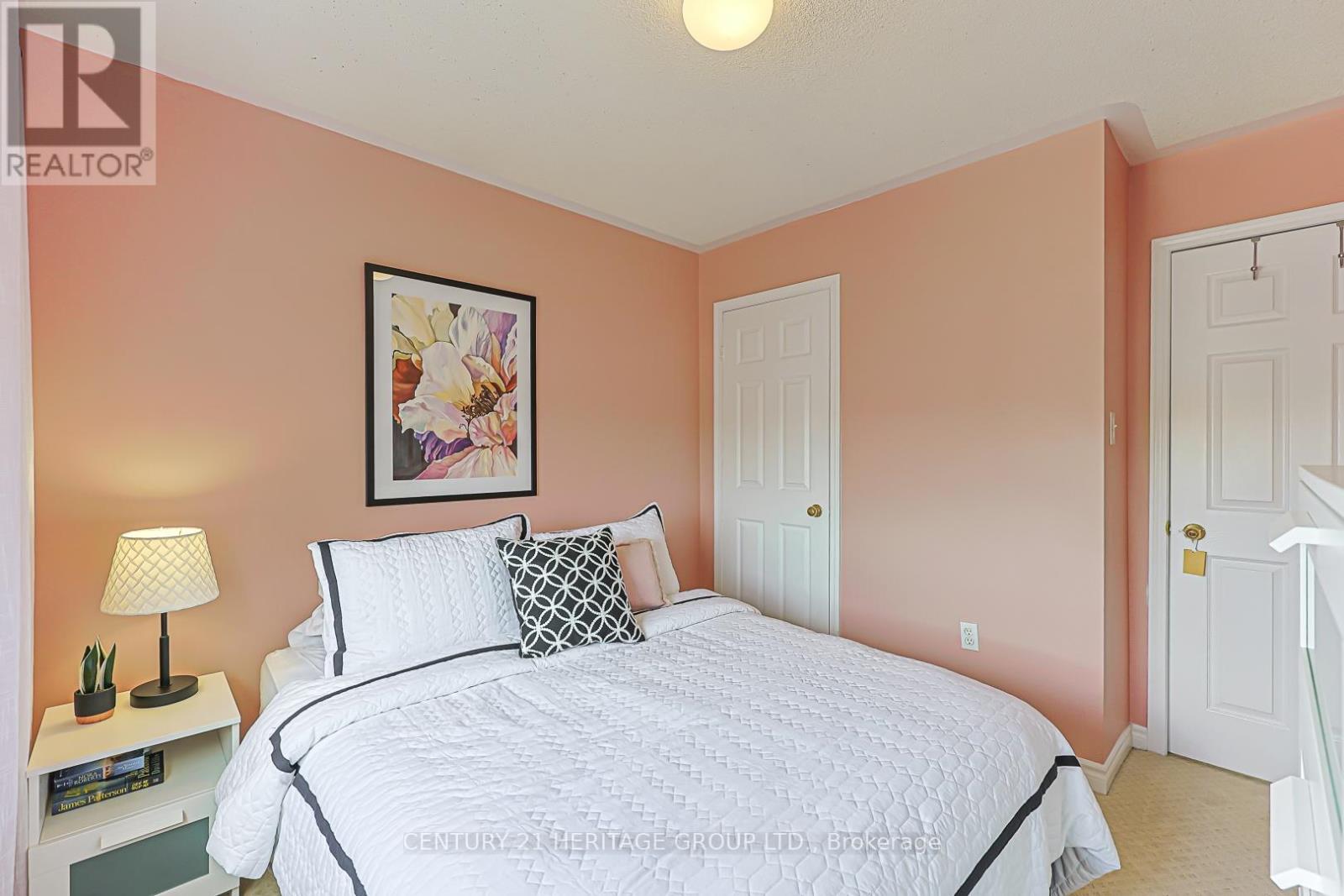 22 Village Green Lane, Bradford West Gwillimbury (Bradford), Ontario  L3Z 3E7 - Photo 25 - N13624526