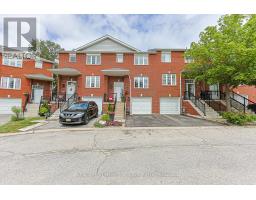 22 VILLAGE GREEN LANE, Bradford West Gwillimbury, Ontario