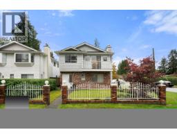1403 FREDERICK ROAD, North Vancouver, British Columbia