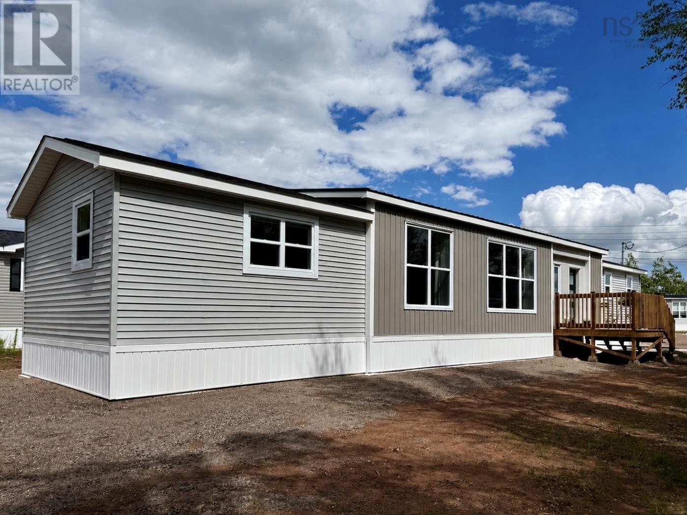 30 Fernwood Drive, Amherst, Nova Scotia  B4H 4P4 - Photo 2 - 202615255