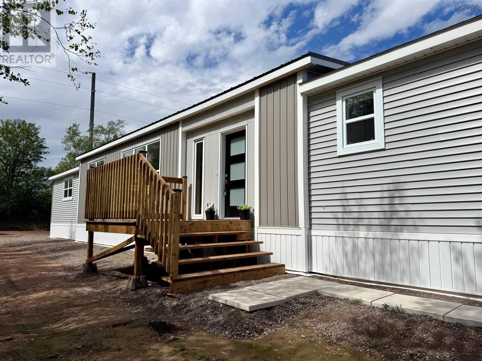 30 Fernwood Drive, Amherst, Nova Scotia  B4H 4P4 - Photo 3 - 202615255