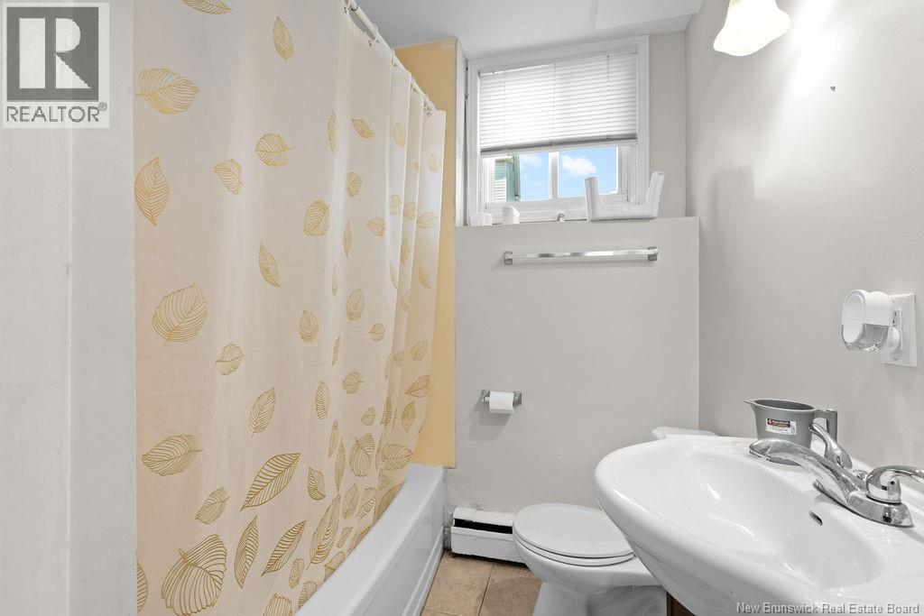 21 Spruce Street, Moncton, New Brunswick  E1C 7K1 - Photo 33 - NB145103