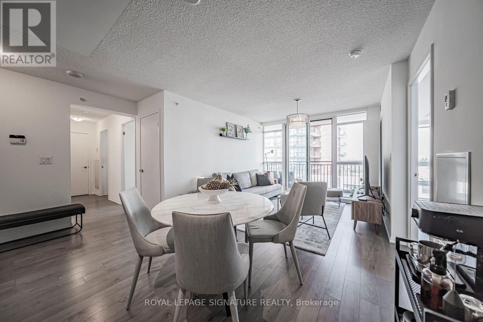 1017 - 830 Lawrence Avenue W, Toronto (Yorkdale-Glen Park), Ontario  M6A 0B6 - Photo 5 - W13624556