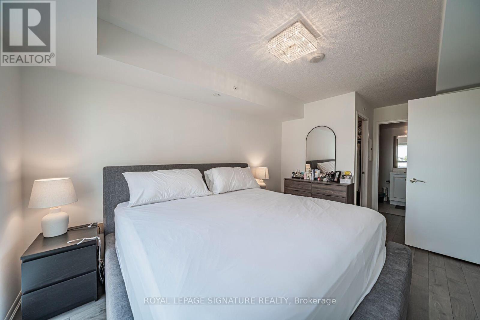 1017 - 830 Lawrence Avenue W, Toronto (Yorkdale-Glen Park), Ontario  M6A 0B6 - Photo 7 - W13624556