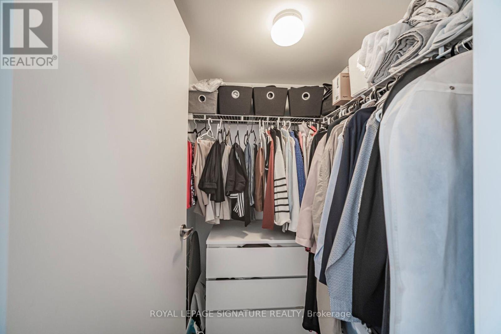1017 - 830 Lawrence Avenue W, Toronto (Yorkdale-Glen Park), Ontario  M6A 0B6 - Photo 9 - W13624556