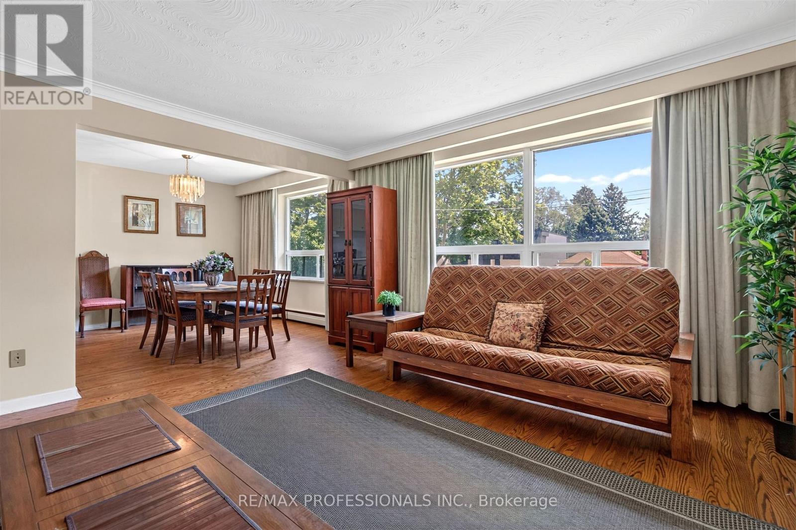50 Waniska Avenue, Toronto, Ontario  M8Y 1P9 - Photo 10 - W13624576