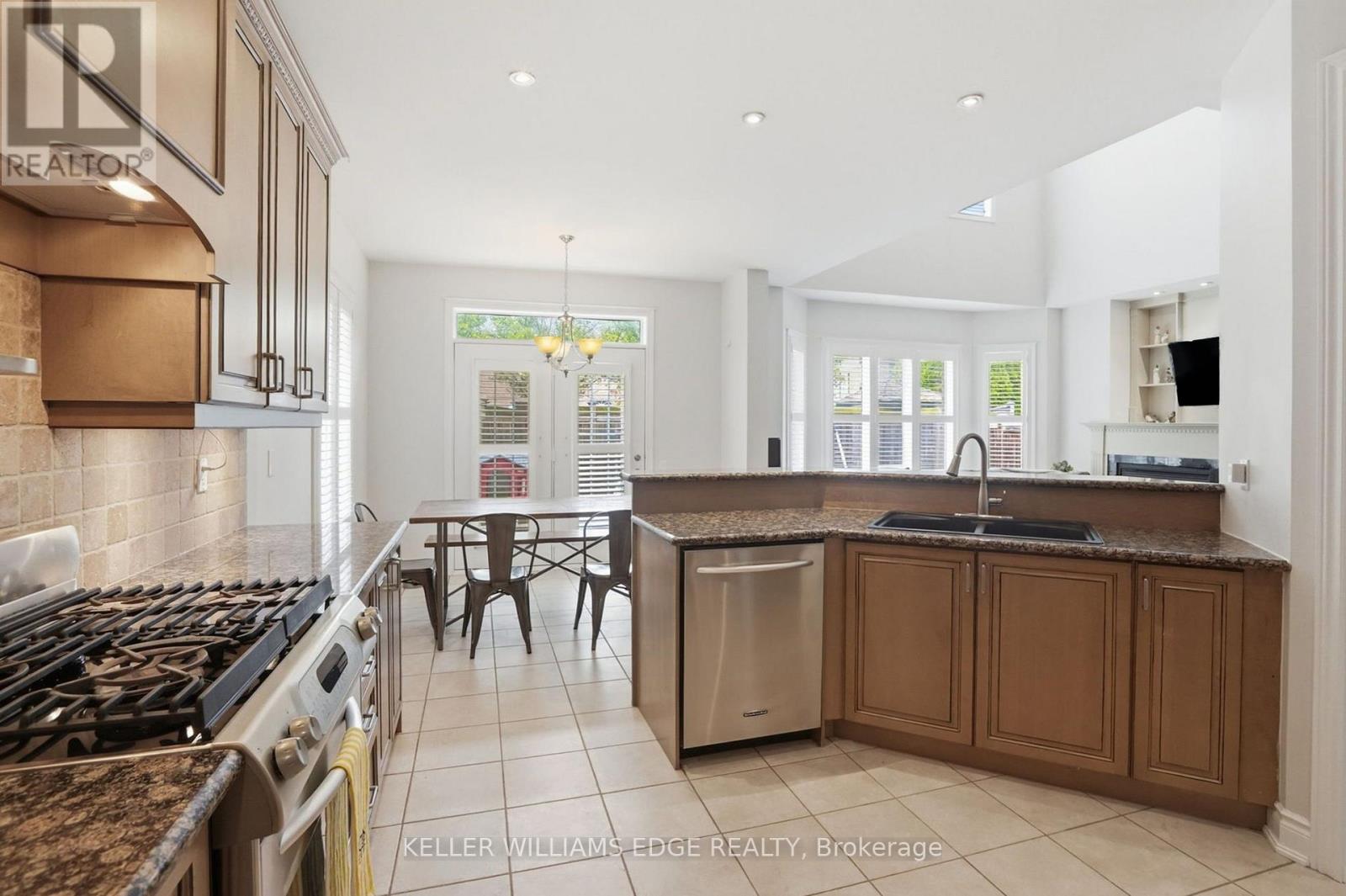 3256 Raspberry Bush Trail, Oakville, Ontario  L6L 6V6 - Photo 11 - W13624592