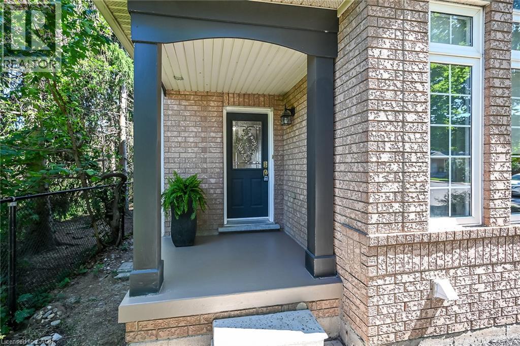 5660 Rosaline Road, Burlington, Ontario  L7L 6T4 - Photo 3 - 40850698