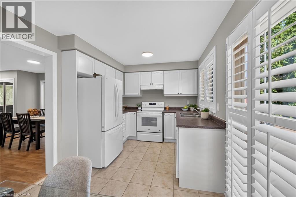 5660 Rosaline Road, Burlington, Ontario  L7L 6T4 - Photo 13 - 40850698