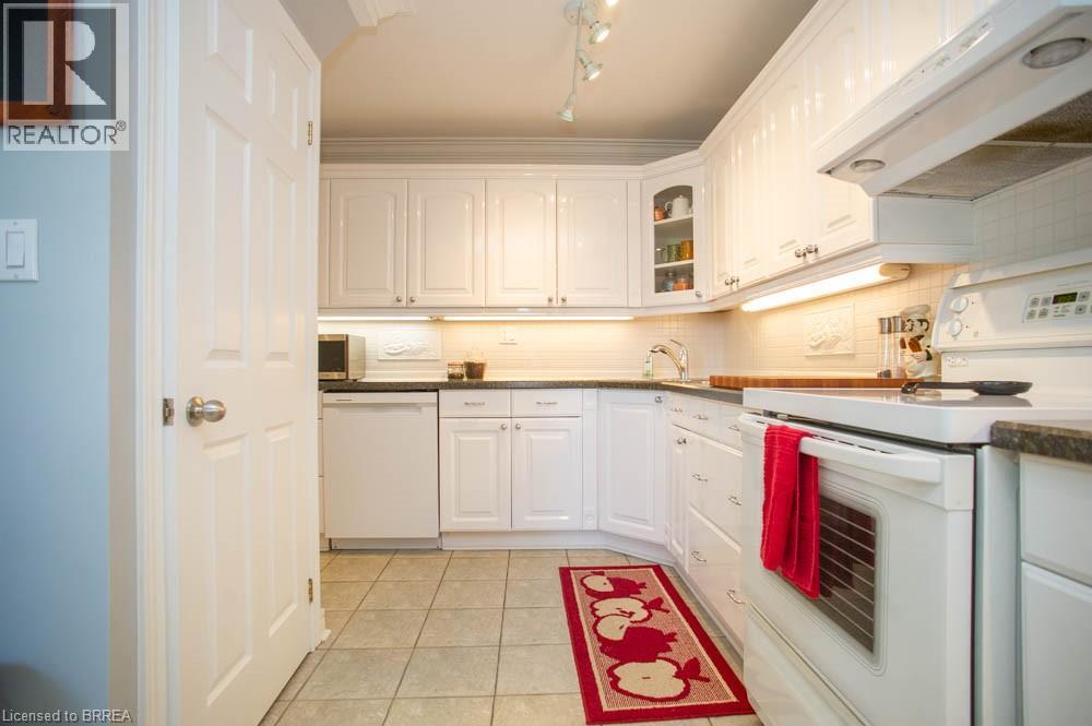 36 Hayhurst Road Unit# 328, Brantford, Ontario  N3R 6Y9 - Photo 10 - 40842415