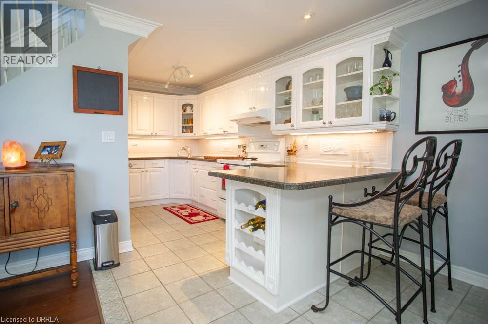 36 Hayhurst Road Unit# 328, Brantford, Ontario  N3R 6Y9 - Photo 9 - 40842415