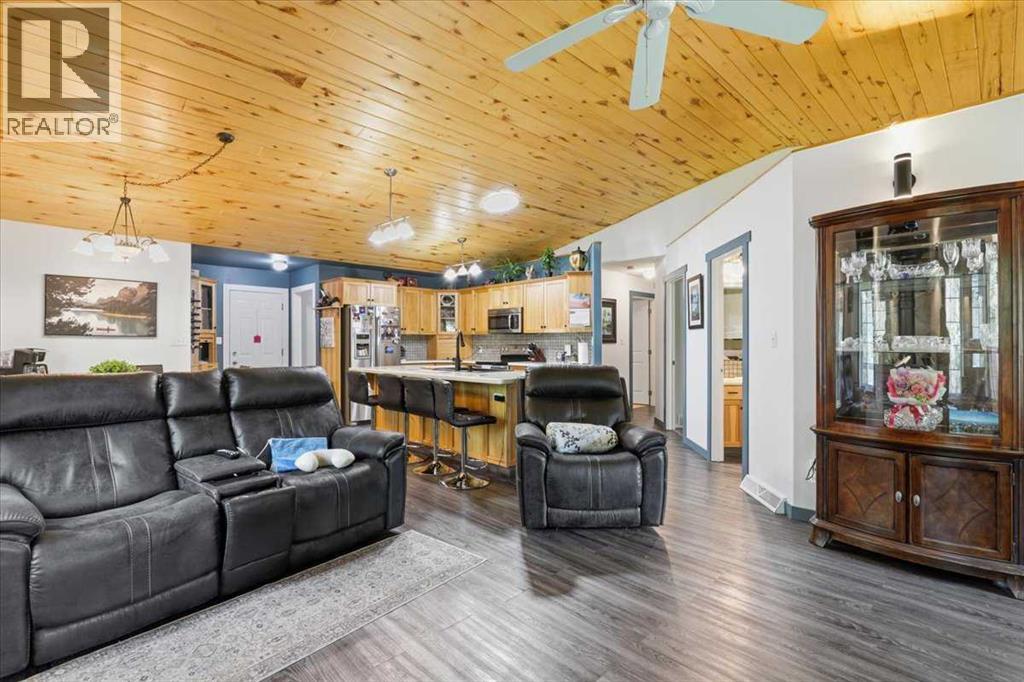 5502 39 Street, Mulhurst Bay, Alberta  T0C 2C0 - Photo 6 - A2330415