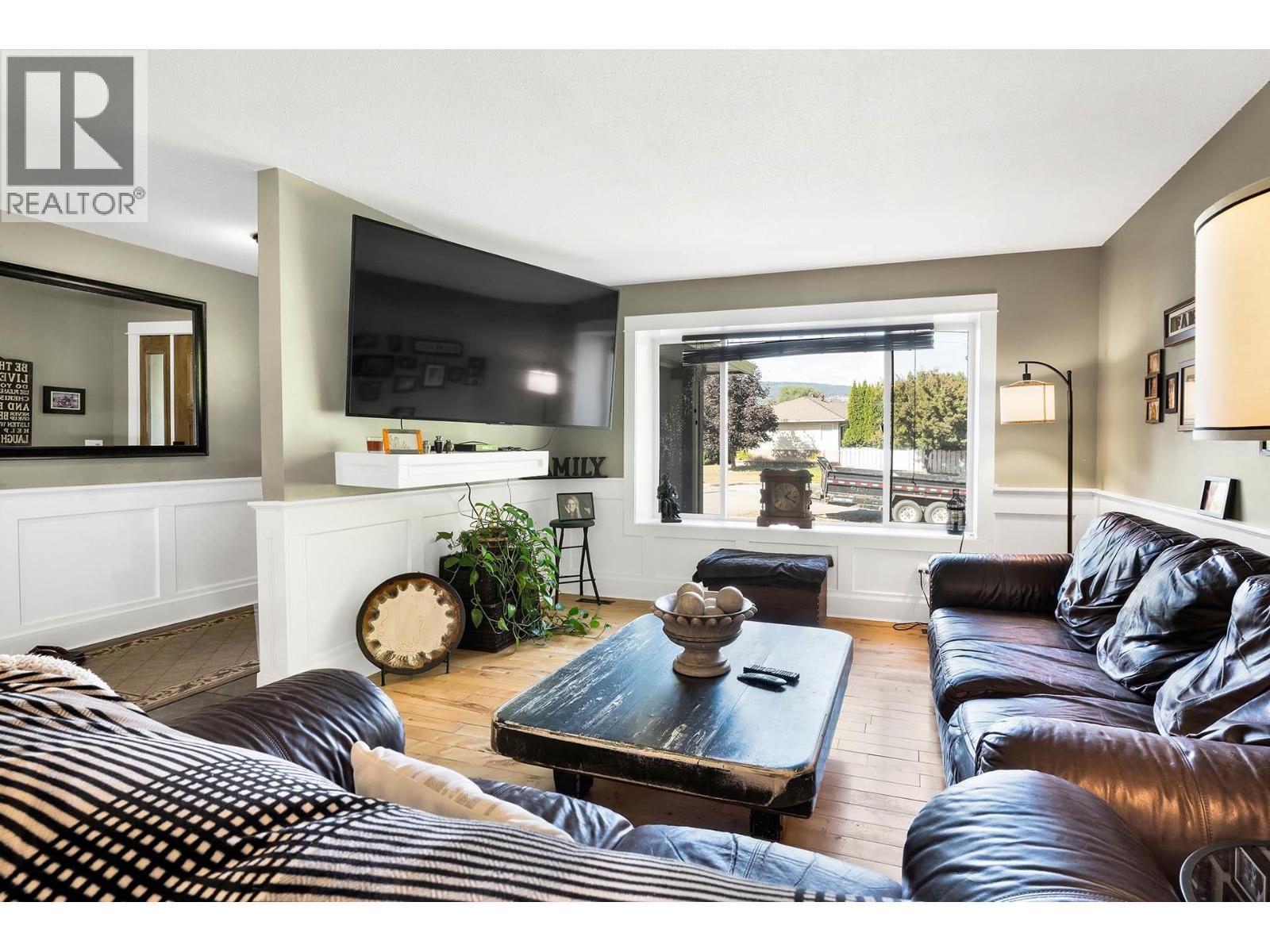 443 Reighmount Drive, Kamloops, British Columbia  V2H 1L8 - Photo 7 - 10392926