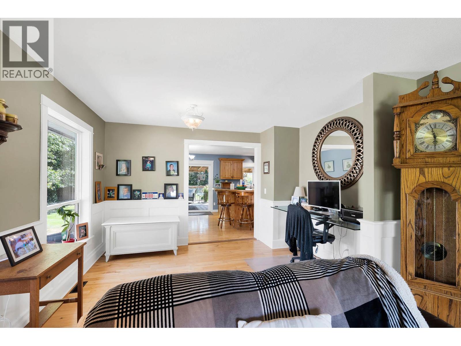 443 Reighmount Drive, Kamloops, British Columbia  V2H 1L8 - Photo 10 - 10392926