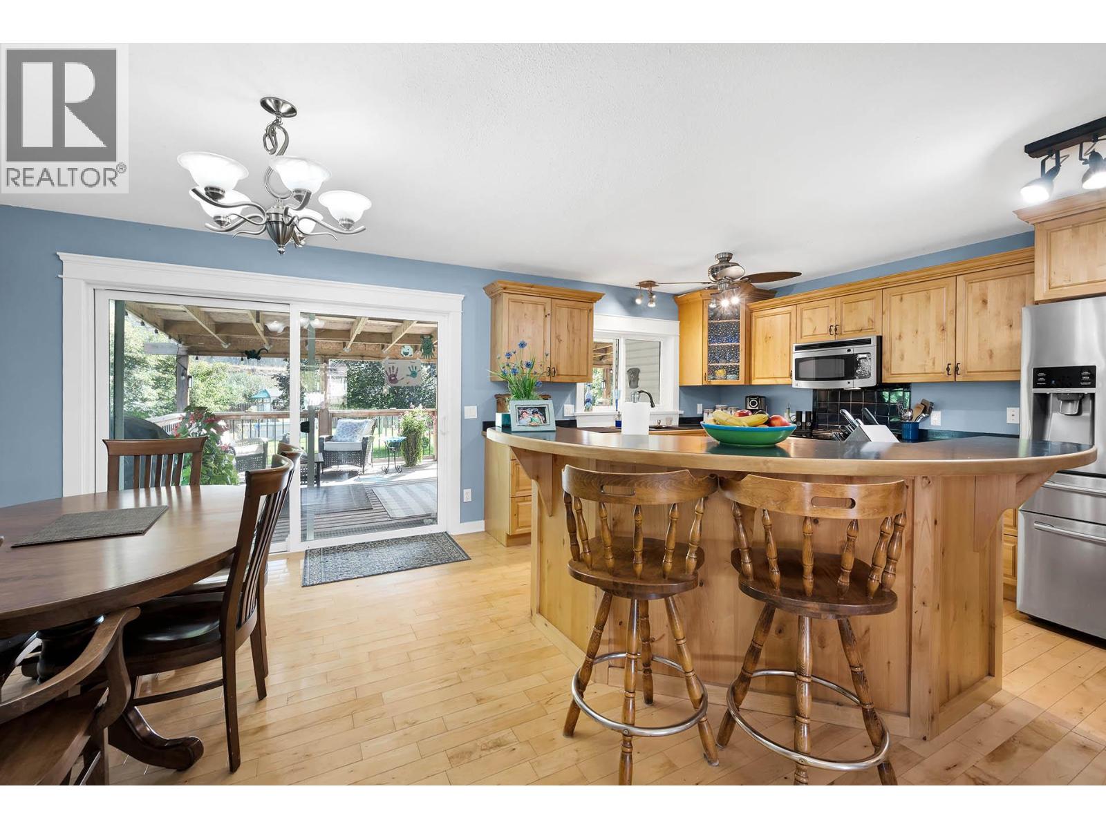 443 Reighmount Drive, Kamloops, British Columbia  V2H 1L8 - Photo 16 - 10392926