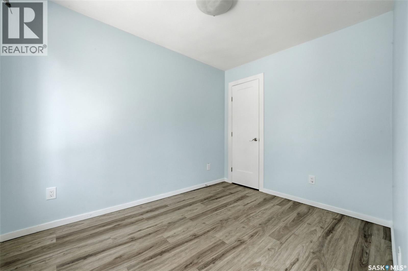 160 Osler Street, Regina, Saskatchewan S4R 1V2 - Photo 13 - SK044140