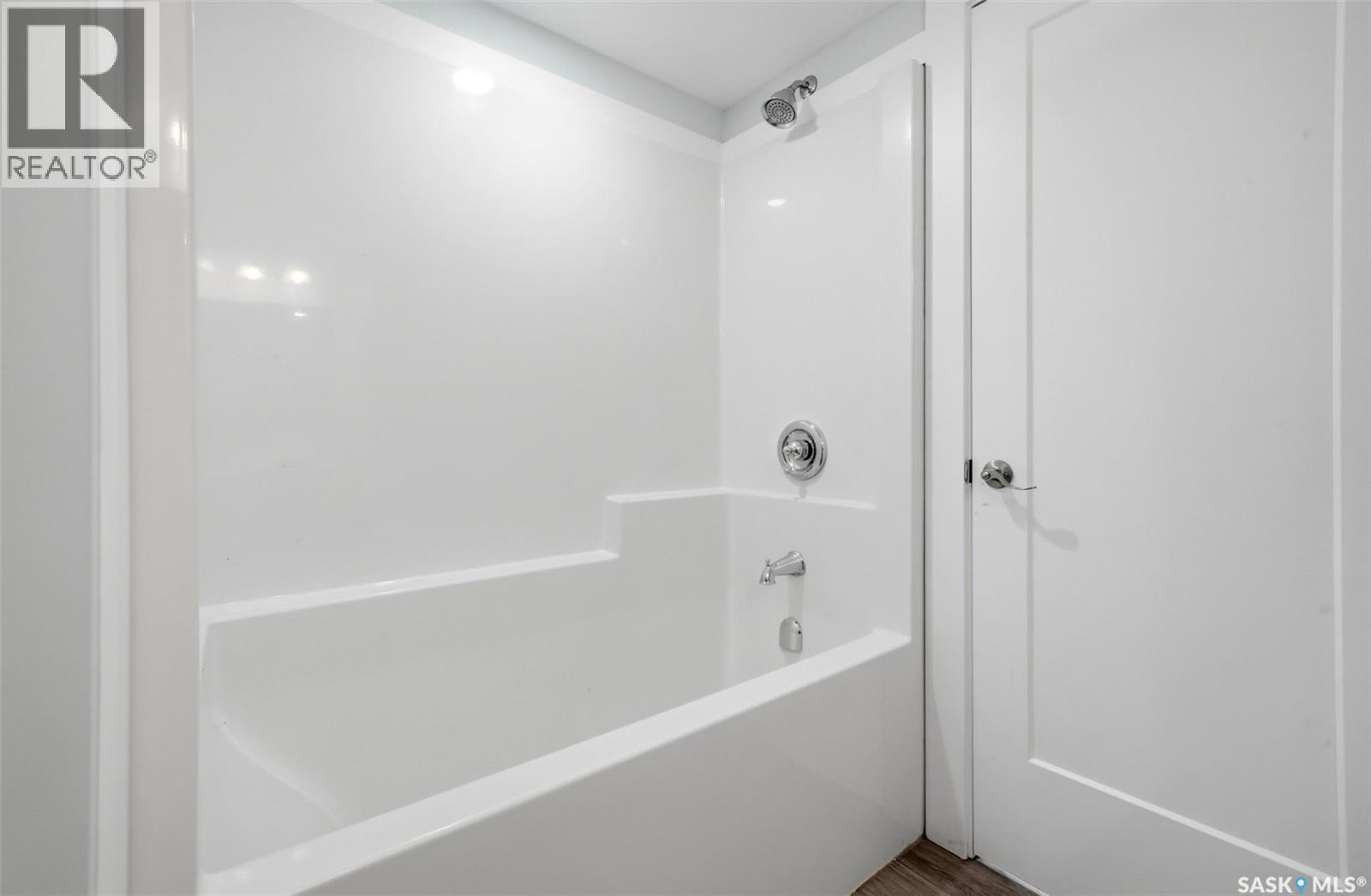 160 Osler Street, Regina, Saskatchewan S4R 1V2 - Photo 16 - SK044140