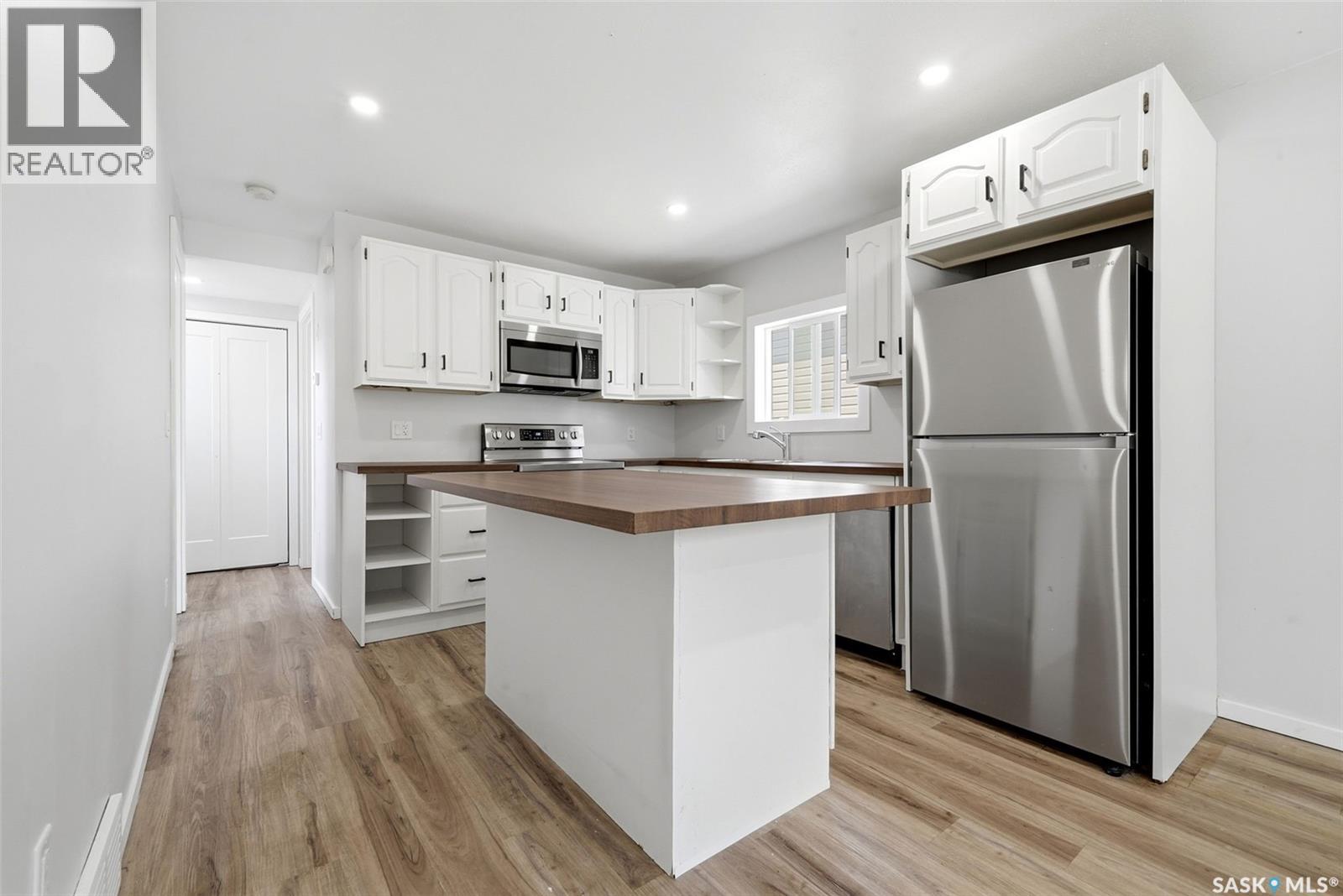160 Osler Street, Regina, Saskatchewan S4R 1V2 - Photo 7 - SK044140
