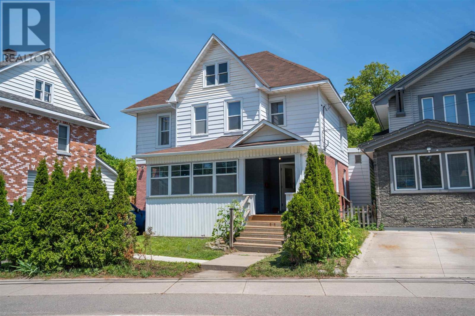 928 Queen ST, Sault Ste. Marie, Ontario