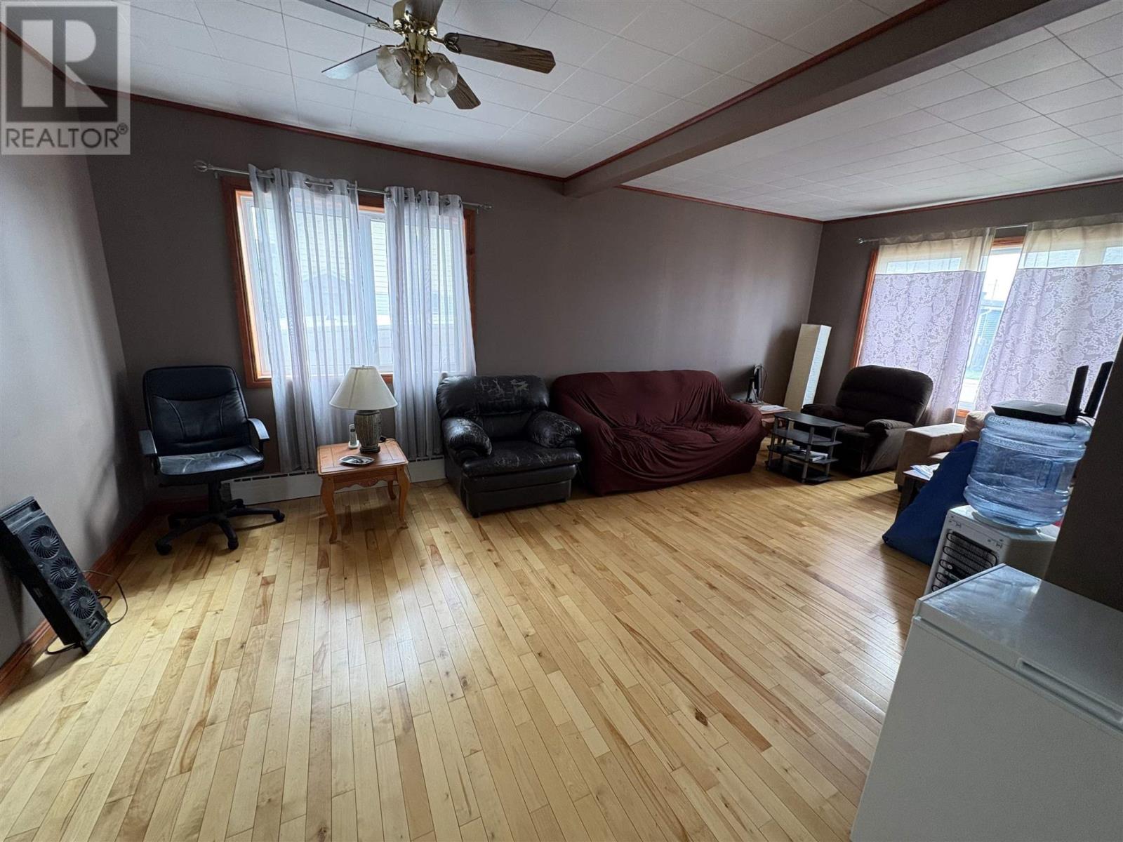 32 Lansdowne St S, Chapleau, Ontario  P0M 1K0 - Photo 2 - SM262005
