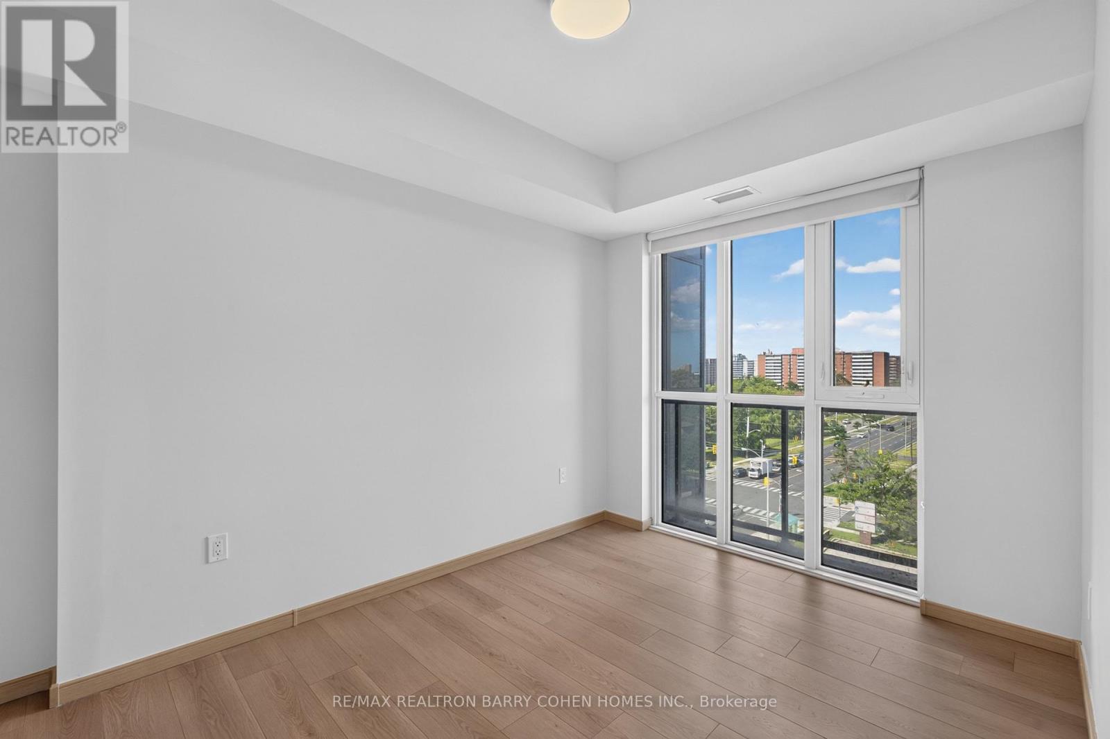 712 - 3429 Sheppard Avenue E, Toronto, Ontario  M1T 0C2 - Photo 10 - E13474362