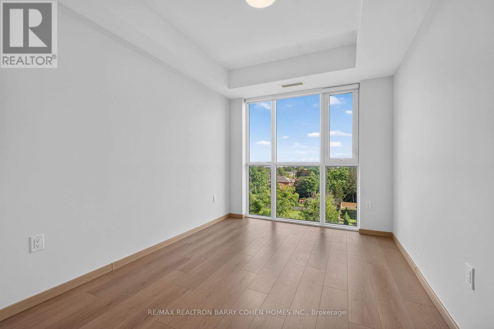 712 - 3429 Sheppard Avenue E, Toronto, Ontario  M1T 0C2 - Photo 8 - E13474362