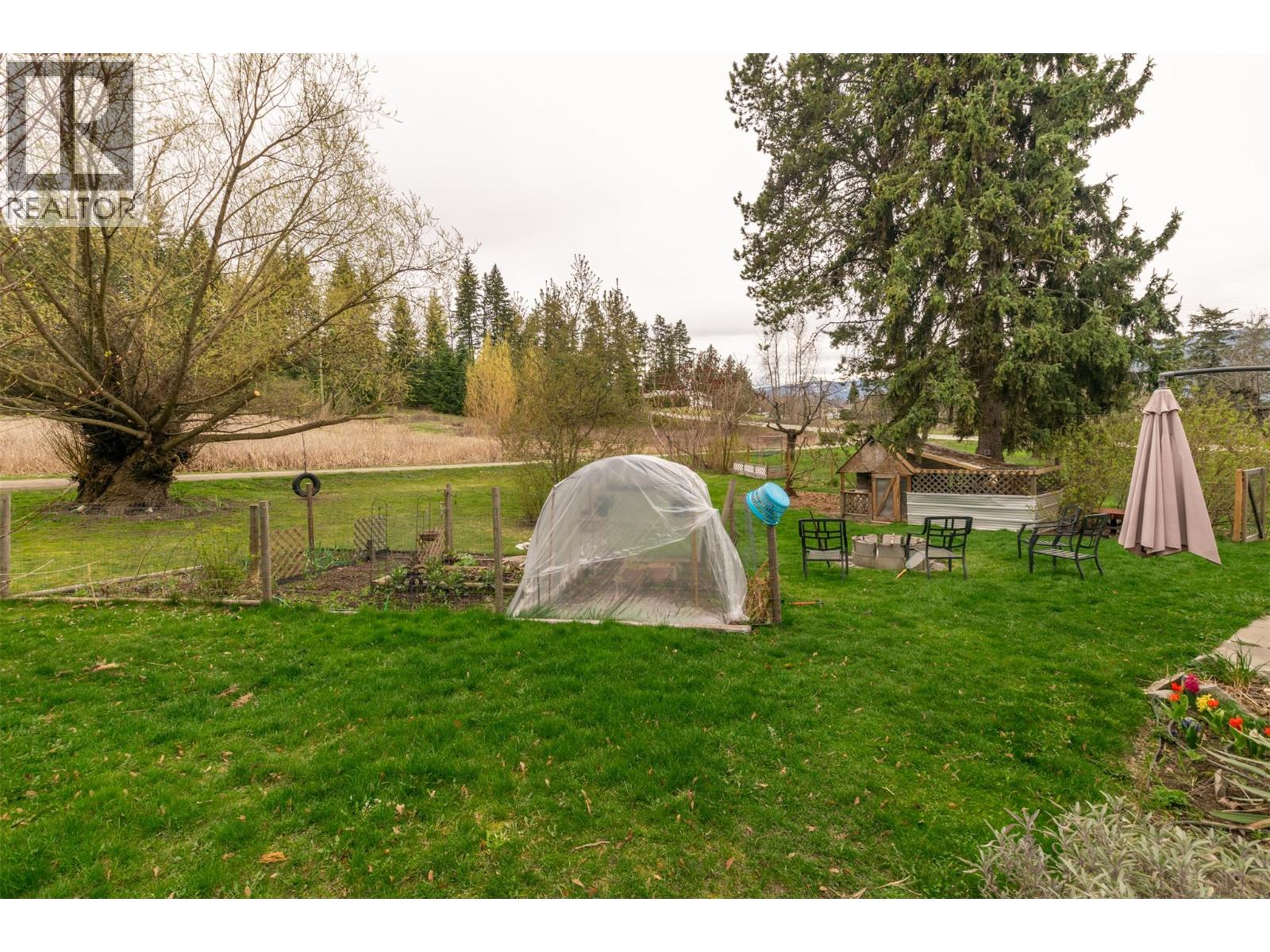 2370 Lakeshore Road NE, Salmon Arm, British Columbia  V1E 3X9 - Photo 36 - 10388496