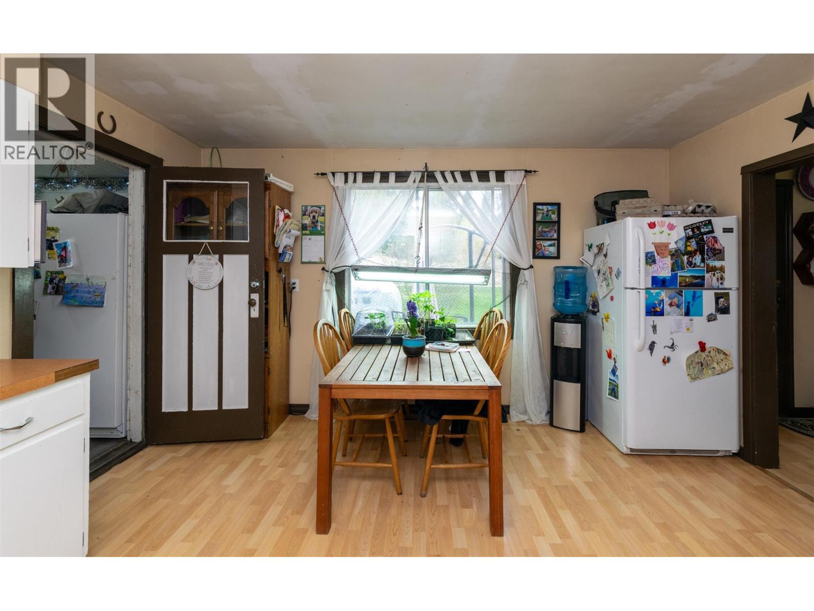 2370 Lakeshore Road NE, Salmon Arm, British Columbia  V1E 3X9 - Photo 17 - 10388496