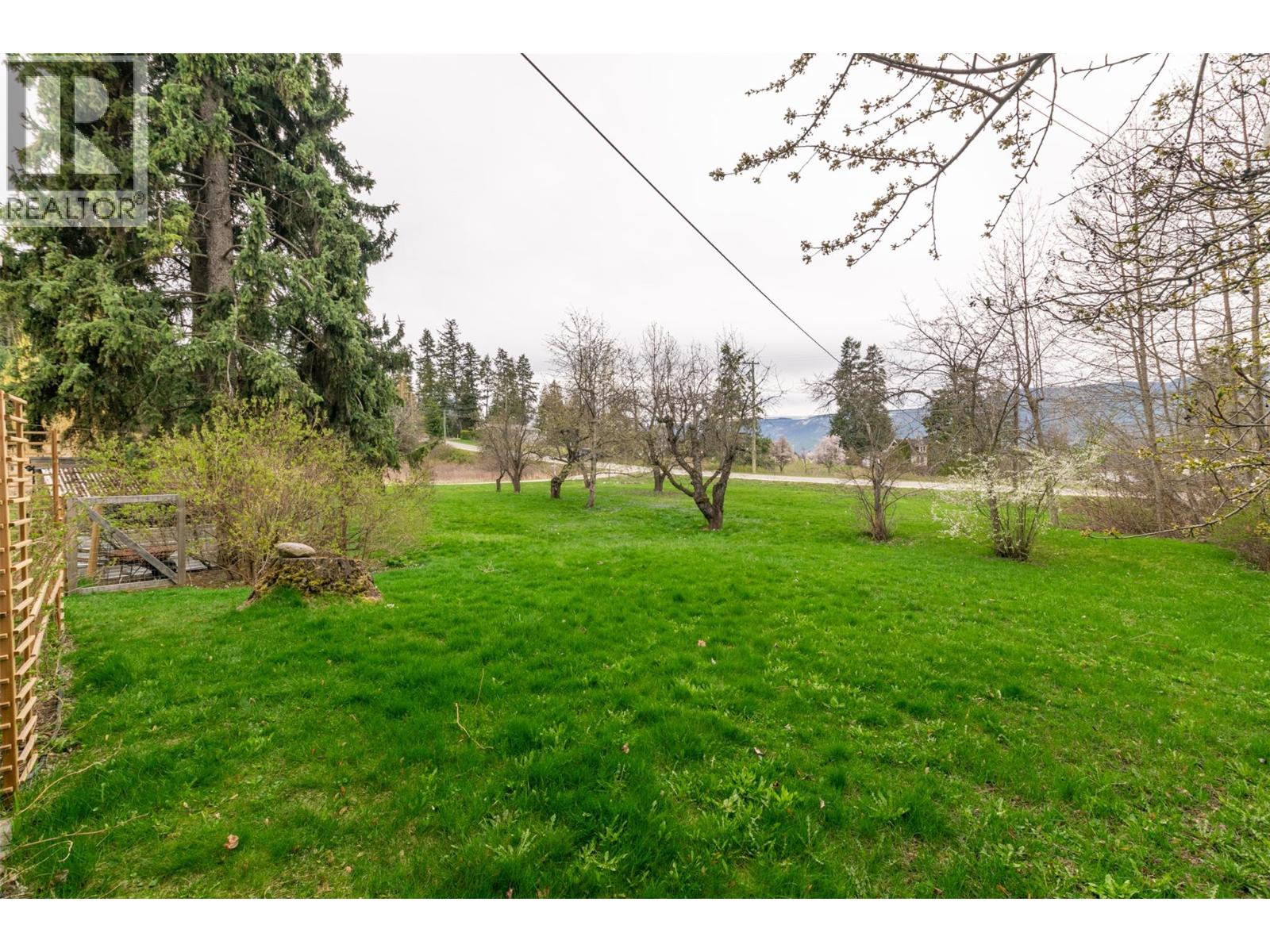 2370 Lakeshore Road NE, Salmon Arm, British Columbia  V1E 3X9 - Photo 29 - 10388496