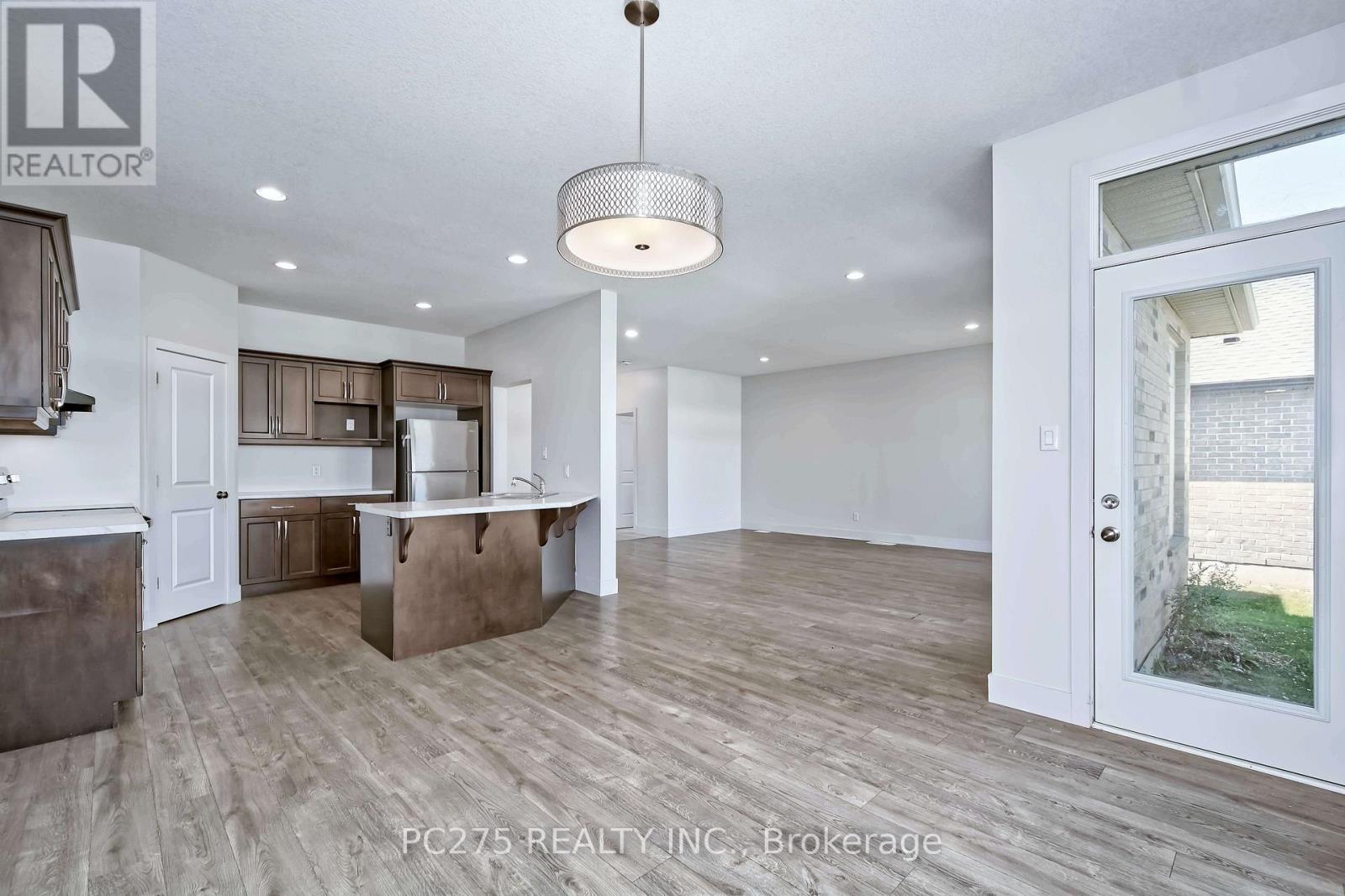 31 Ashberry Place, St. Thomas, Ontario  N5R 0H7 - Photo 11 - X13624690