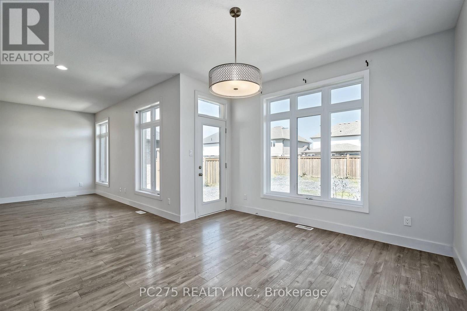 31 Ashberry Place, St. Thomas, Ontario  N5R 0H7 - Photo 12 - X13624690