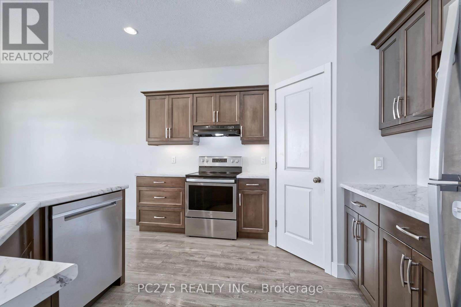 31 Ashberry Place, St. Thomas, Ontario  N5R 0H7 - Photo 13 - X13624690
