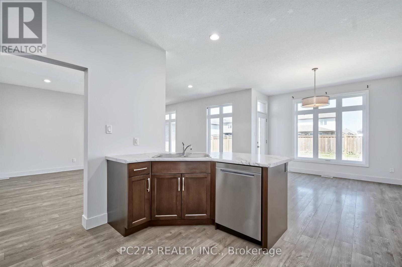 31 Ashberry Place, St. Thomas, Ontario  N5R 0H7 - Photo 14 - X13624690
