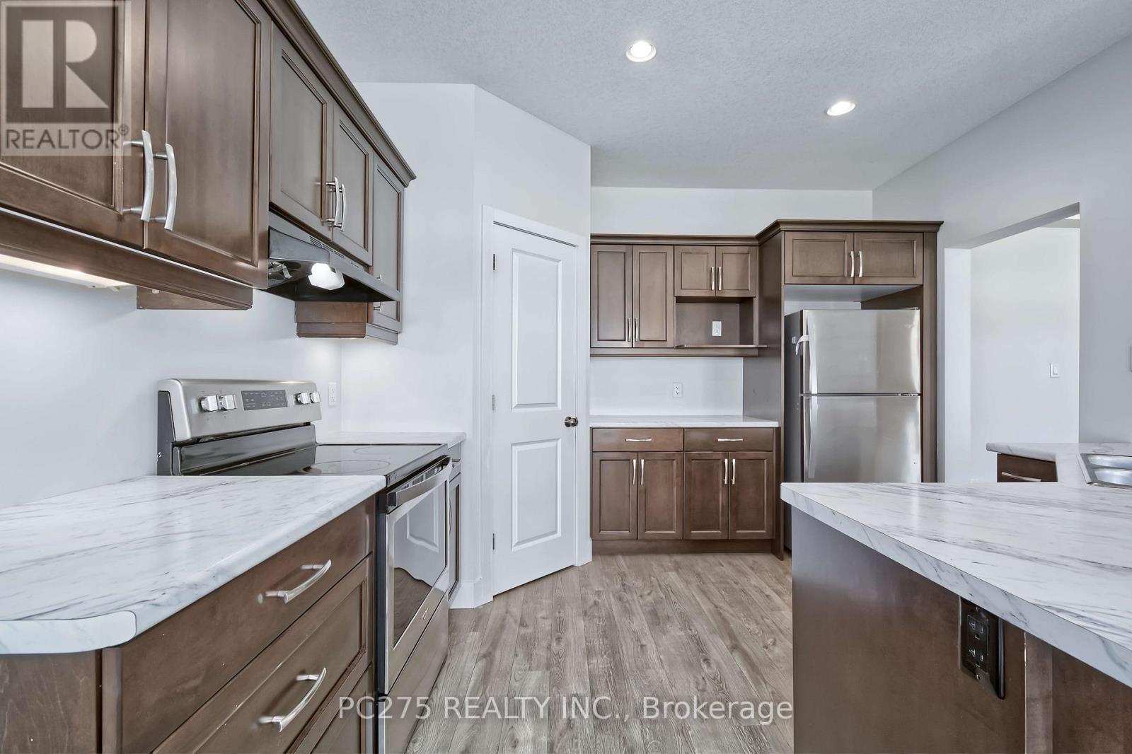 31 Ashberry Place, St. Thomas, Ontario  N5R 0H7 - Photo 15 - X13624690