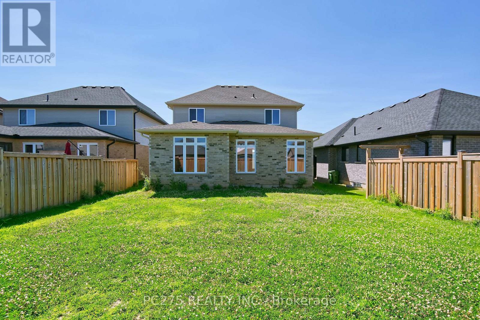 31 Ashberry Place, St. Thomas, Ontario  N5R 0H7 - Photo 35 - X13624690