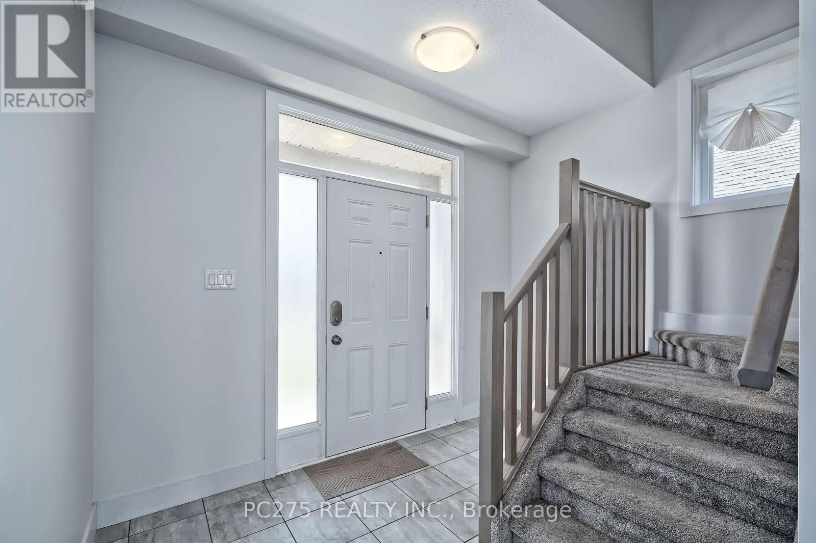 31 Ashberry Place, St. Thomas, Ontario  N5R 0H7 - Photo 5 - X13624690