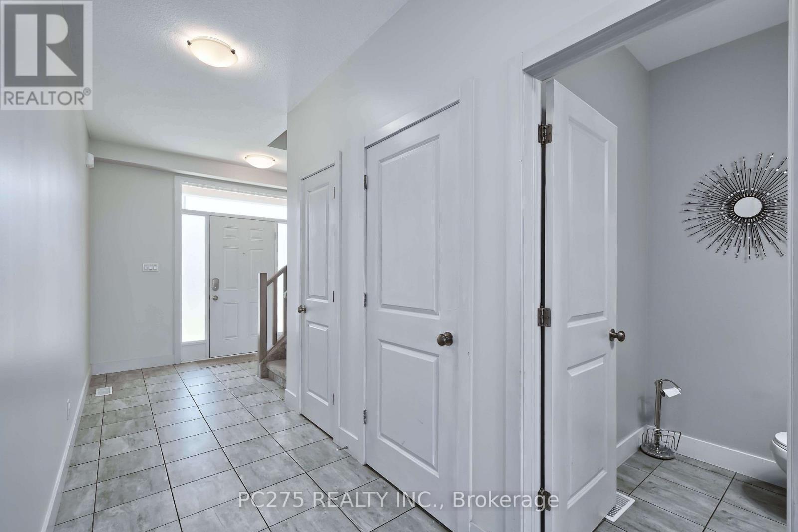 31 Ashberry Place, St. Thomas, Ontario  N5R 0H7 - Photo 6 - X13624690