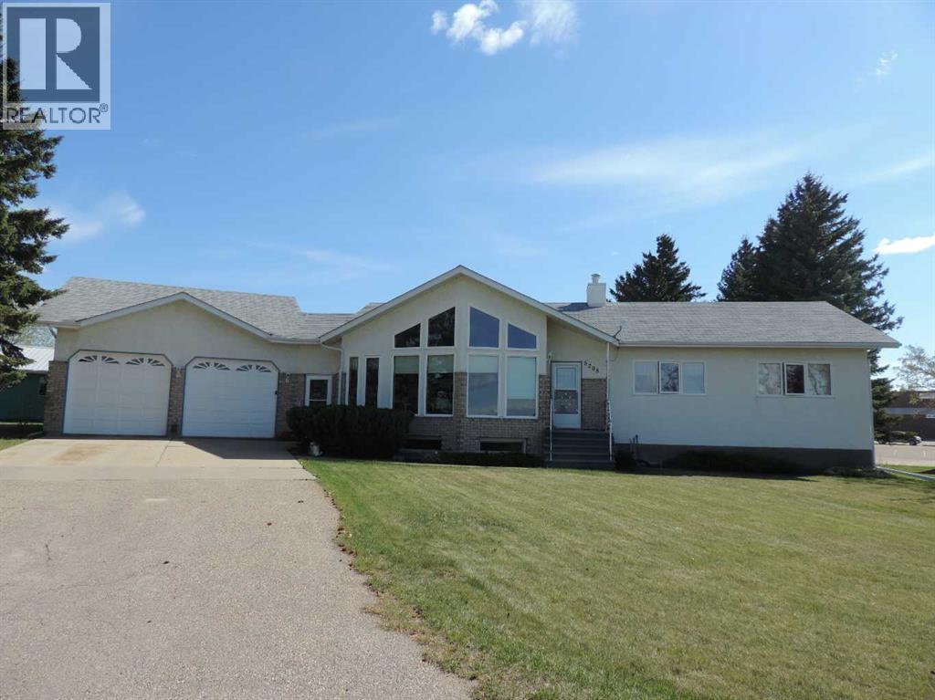 5205 55st., Rimbey, Alberta  T0C 2J0 - Photo 1 - A2295365