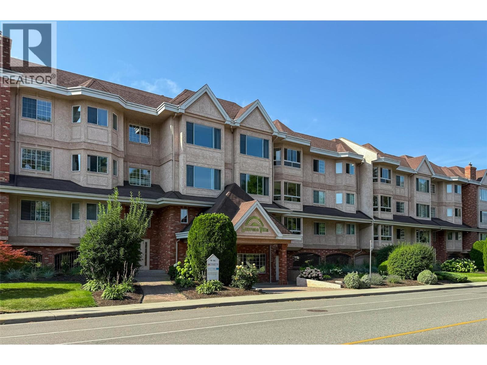 945 Lawrence Avenue Unit# 107, Kelowna, British Columbia  V1Y 6M3 - Photo 2 - 10395306