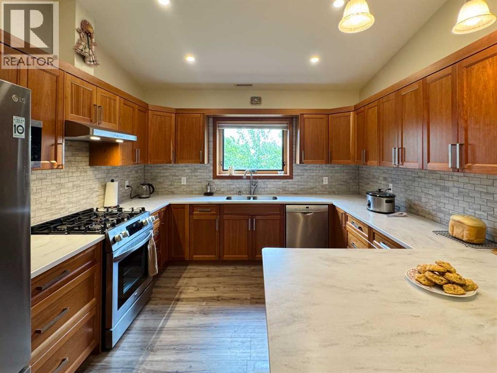 412 Queen Avenue, Monarch, Alberta  T0L 1M0 - Photo 14 - A2320375