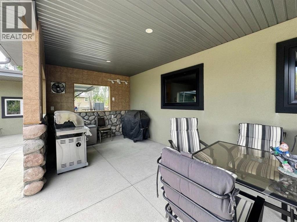 412 Queen Avenue, Monarch, Alberta  T0L 1M0 - Photo 38 - A2320375