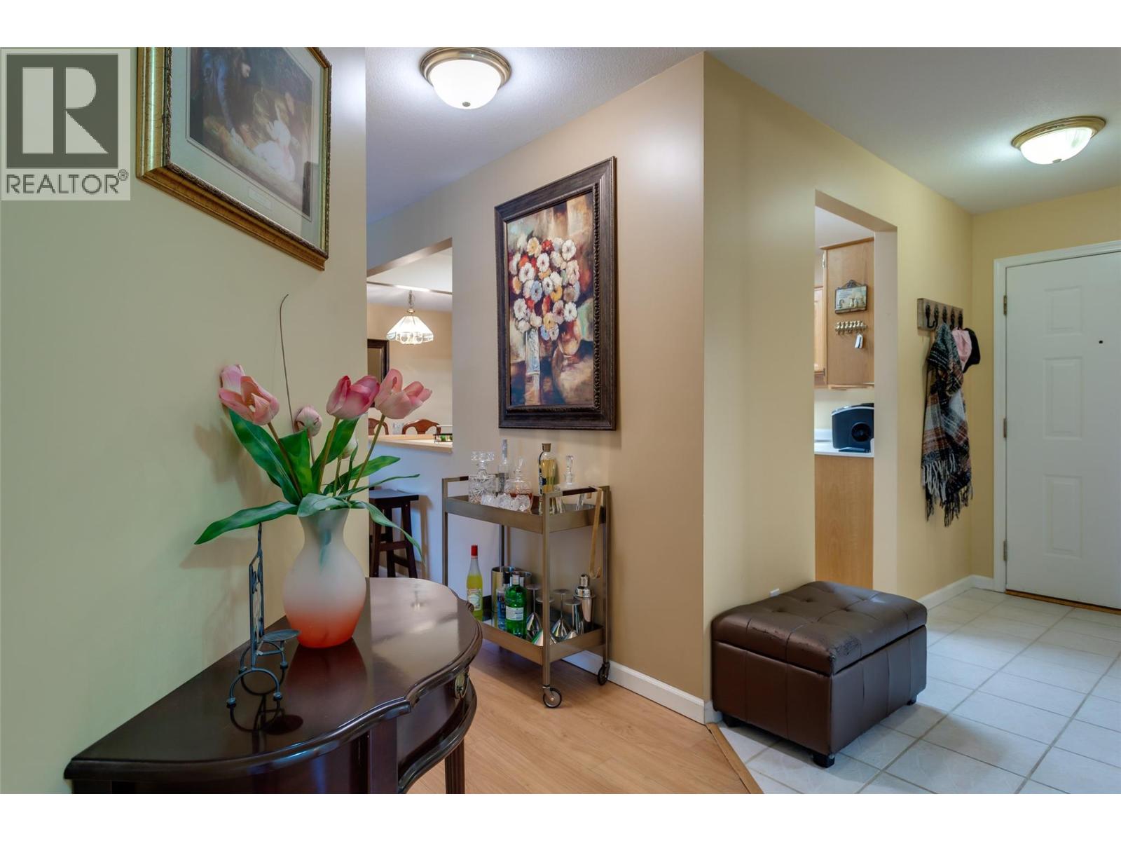 945 Lawrence Avenue Unit# 107, Kelowna, British Columbia  V1Y 6M3 - Photo 5 - 10395306