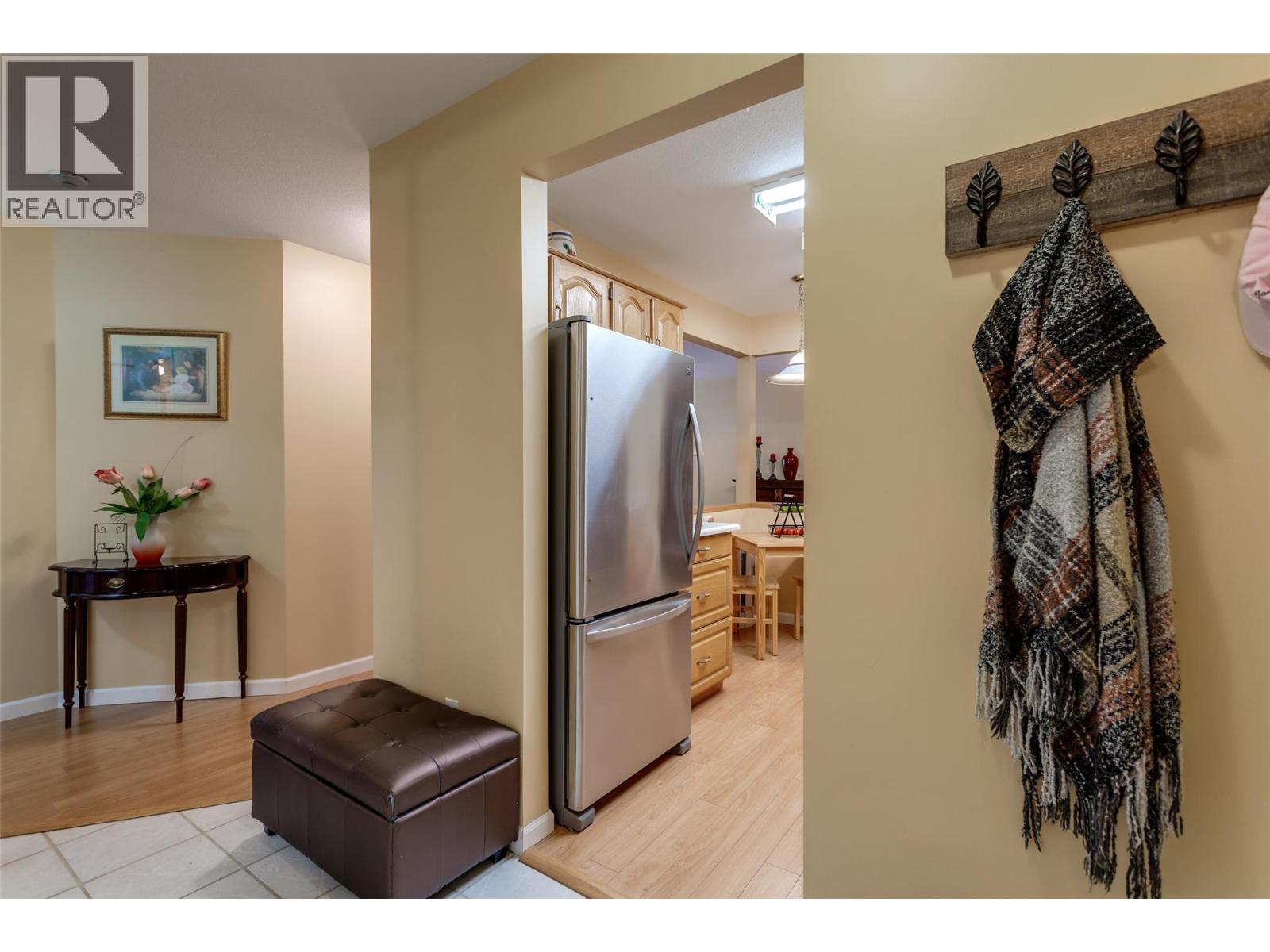 945 Lawrence Avenue Unit# 107, Kelowna, British Columbia  V1Y 6M3 - Photo 4 - 10395306
