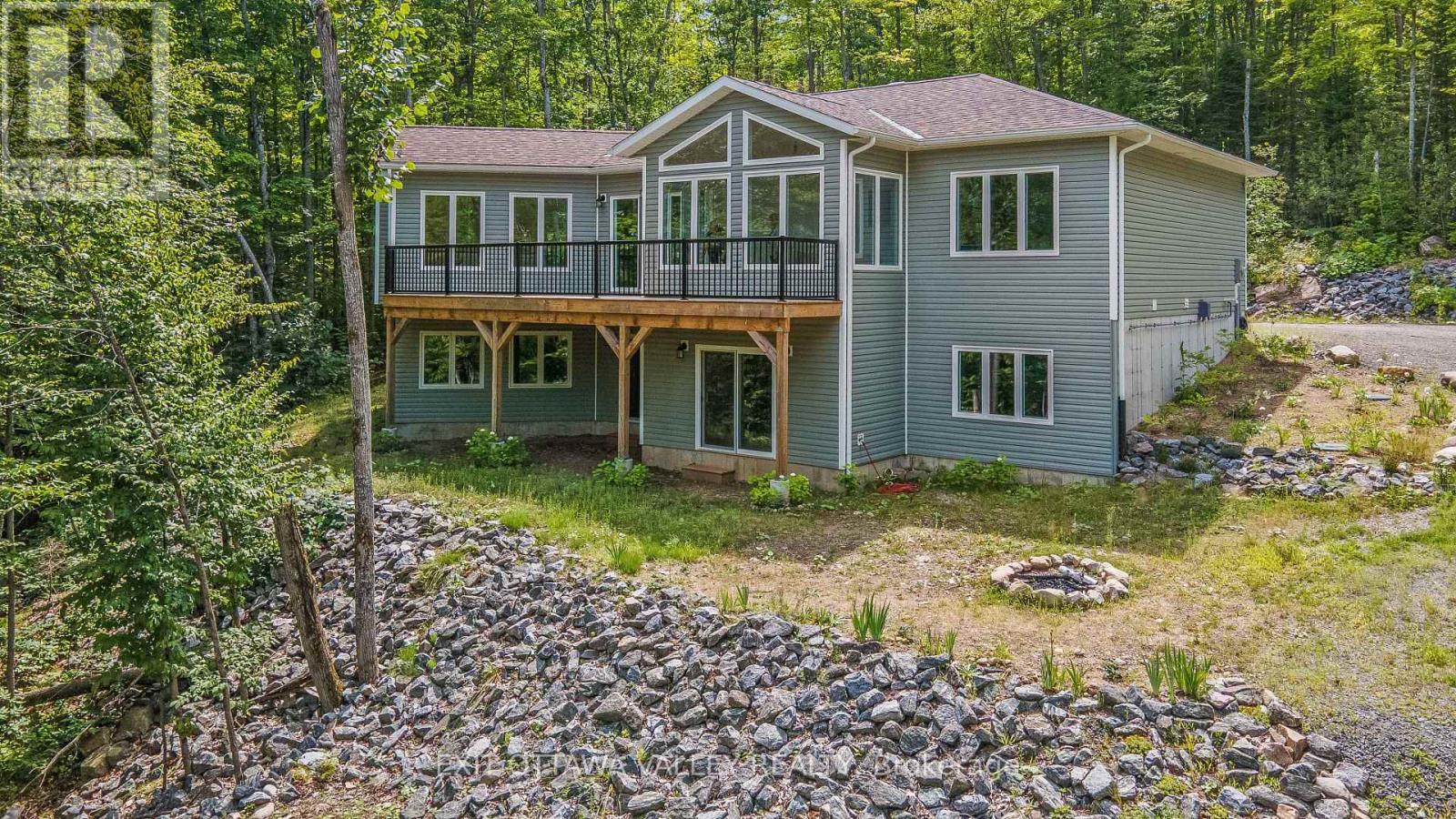 698 MITCHELL ROAD, Madawaska Valley, Ontario